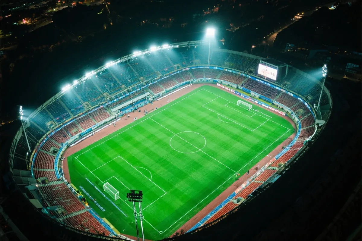 世界杯半决赛氛围示意图